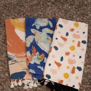 Colorful Patterned Towels Set